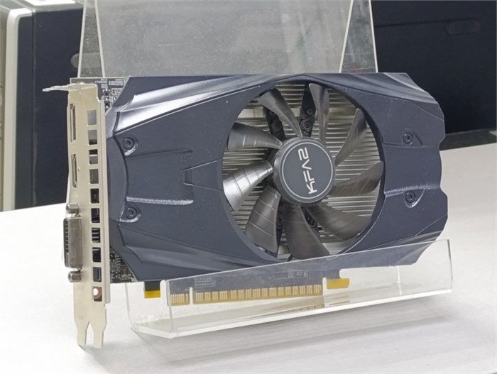 Видеокарта NVIDIA GTX1050 2GB DVI/HDMI/DP (01AJ855). Новая. (01AJ855)