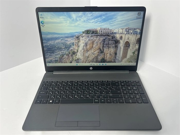 Ноутбук HP 15-dw1058ur (22N57EA) 15.6 "/ Intel Pentium 6405U/RAM 4 GB/SSD 128 GB/Intel UHD Graphics 610/1366x768/ WXGA/DOS/Посветка кл-ры:нет/серый. Состояние: B2 22N57EA-B2
