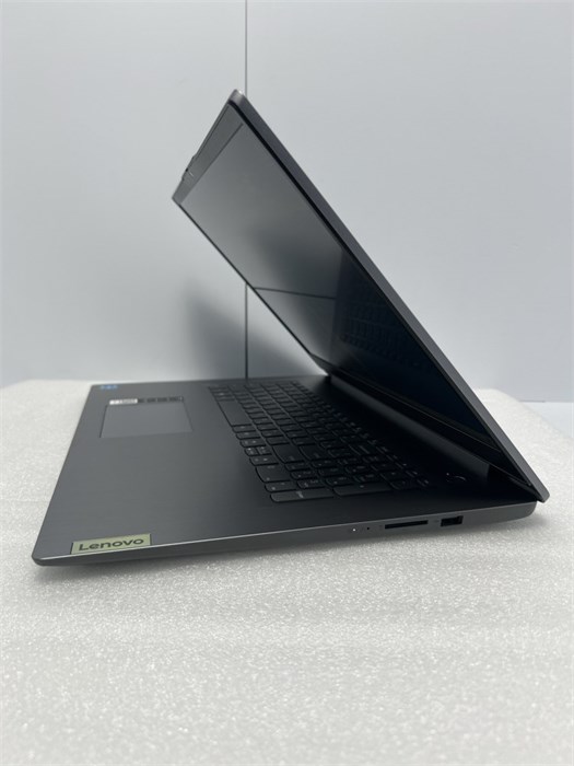 Ноутбук Lenovo IdeaPad 3 17ITL6 (82H900A8RU) 17,3"/Intel Pentium Gold 7505/RAM 4GB/SSD 128GB/Intel UHD Graphics/1600x900/TN/Windows 11/Подсветка - кл:нет/Cеребристый. Состояние: C1 82H900A8RU-C1
