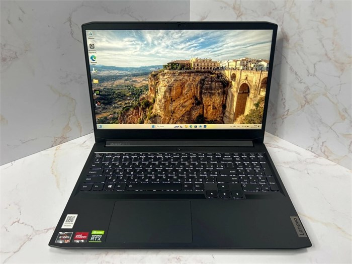 Ноутбук Lenovo IdeaPad Gaming 3 15ACH6 (82K200H1RK) 15.6"/AMD Ryzen 5 5600H/RAM 8 GB/SSD 512 GB/Nvidia RTX3050 4GB/1920x1080/IPS 120Hz/DOS/АПодсветка кл-ры: LED/Черный. Состояние: Уценка/небольшой след. на матрице/дефект корпуса 82K200H1RK-Уценка/небольшой след. на матрице/дефект корпуса