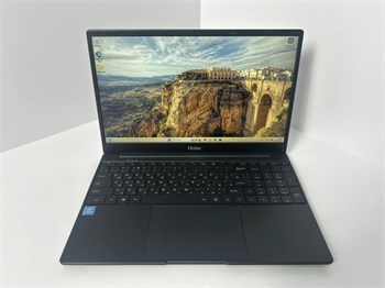 Ноутбук Haier U1550SM (U1550SM) 15.6"/Intel Celeron N4020/RAM 4GB/SSD 128GB/Intel UHD Graphics 600/1920*1080/IPS/DOS/Подсветка кл-ры: LED/черный. Состояние: B1 U1550SM-B1